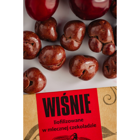 Wiśnie liofilizowane w mlecznej czekoladzie